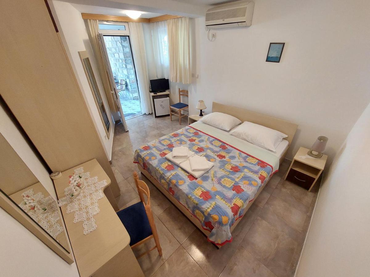 Hotel Sunny Side Vala Budva Exterior foto